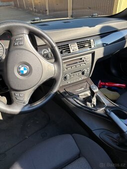 BMW 320i Coupé (E92), Kabriole - 11