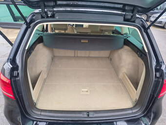 Volkswagen Passat Combi  2.0 TDi DSG - 11