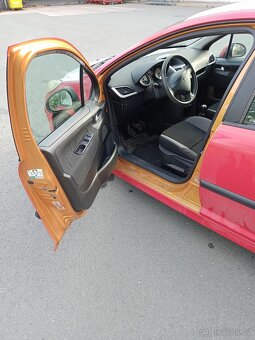 Prodám Peugeot 207 1,4 benzín, r.v. 5/2007, 151.300km - 11