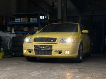 ŠKODA OCTAVIA RS TDI RV2006 - 11