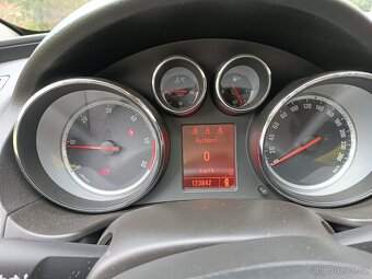 Opel Insignia cosmo 2.0CDTI 5DR - 11