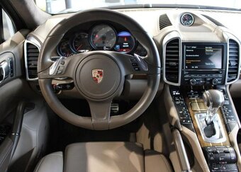 Porsche Cayenne V8 GTS BOSE / SportChrono / Fu benzín - 11