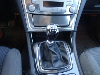 Ford Mondeo 2.2 Duratorq - 11