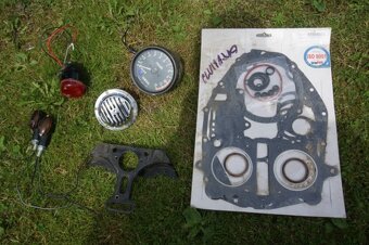 Yamaha XS400 - 11