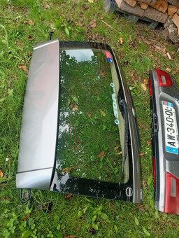 BMW X5 E53 RV 2004 VÍKO KUFRU SPODNÍ A HORNÍ, 5 DVEŘE KOMPLE - 11