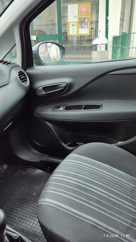 Fiat Punto 1.2 benzín - 11