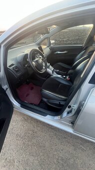 Toyota Auris Hybrid 1.8 Automat - 11