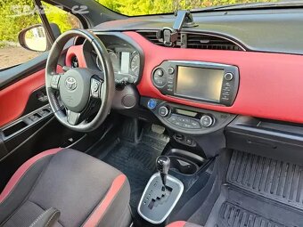 Toyota Yaris 1.5 Hybrid,Automat,ČR,Kamera,Serviska - 11