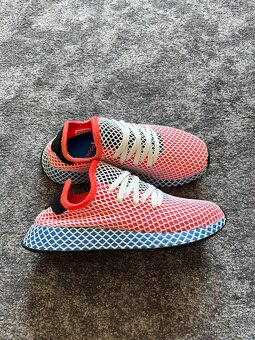 16x Dámské boty Adidas Deerupt Runner (3) - 11