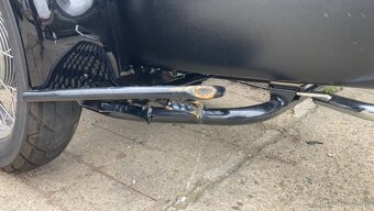 Royal Enfield Interceptor - 11