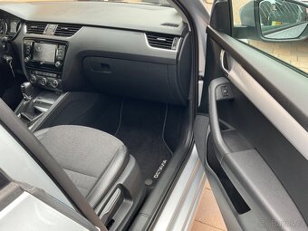 Škoda Octavia combi 3 STYLE 6kvalt 2016/ 2.0ldiesel/Navi Alu - 11