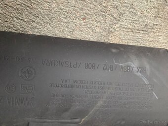 Yamaha YZF R3,originální výfuk - 11