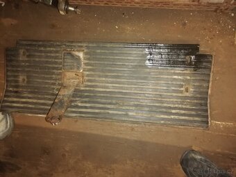 Prodám  náhradní díly na DESTA DVHM 2522-3222LX: Diferenciál - 11