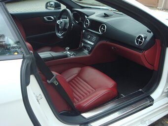 Mercedes Benz SL 400 2015 82tkm nové v ČR AMG paket - 11