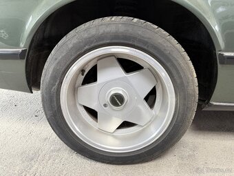 BMW Řada 6 BMW 635 CSi (E24) 1981 - 11