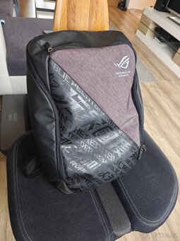 Herní notebook Asus ROG Zephyrus GU502GV - 11