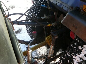 Malotraktor ISEKI 3240 se sekačkou - 11