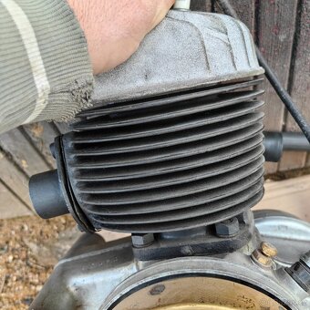 ČZ 175 předvalecna přírubák - 11