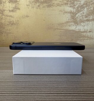 Apple iPhone 17 Pro 256GB modrý, vyzkoušený, záruka - 11