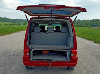 VOLKSWAGEN T4 CARAVELLE Multivan 2,4D - 11