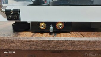 Pro-Ject Debut carbon - 11