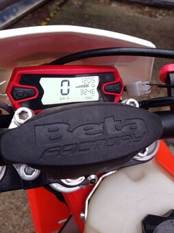 Beta Xtrainer 300 2T MY 2018 - 11