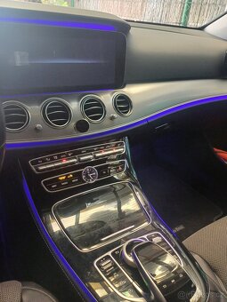 Prodam Mercedes E 220 4M - 11