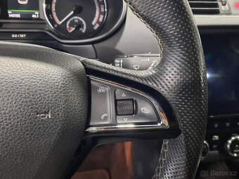 Škoda Octavia Combi 2.0 TDI RS - 11