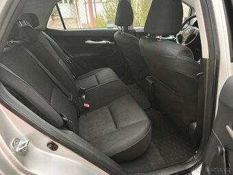 Toyota Auris - 11