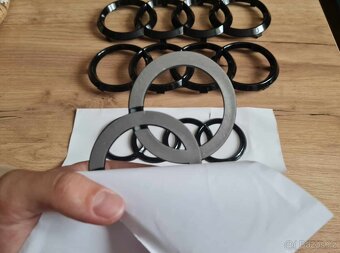 AUDI - Čierne lesklé znaky - 11