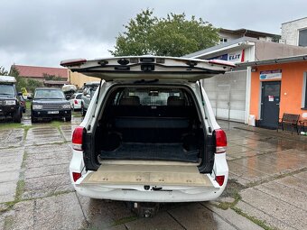 Toyota land cruiser v8 Lc 200 - 11