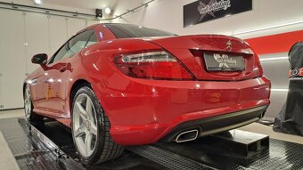 Mercedes-Benz SLK250 - 11