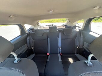 Ford Focus 1.6 Ti-VCT, r.v. 2011 - 11