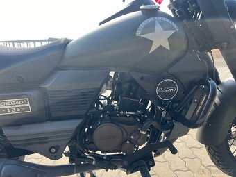 2020 UM RENEGATE COMMANDO 125 ccm naj 6000 km - 11