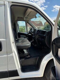 Peugeot Boxer L1H1 2,0bHDi 96kW najeto 155 600km - 11