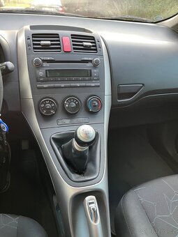 Toyota Auris, benzin, benzin, objem 1329, 74 kw - 11