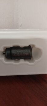 Nabíječka do auta - 11