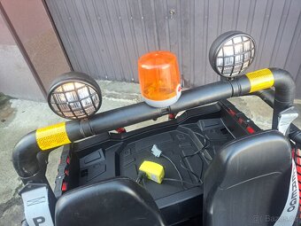 peg perego polaris RZR 24V 2 místné - 11