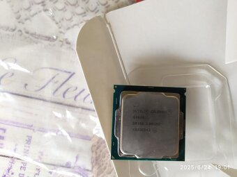 základní desky - 11