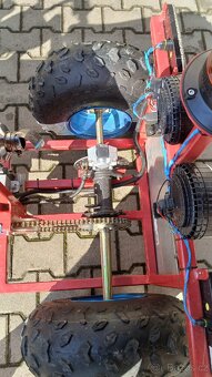 Motorová tříkolka, motokára - 11