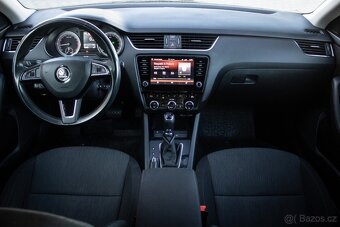 Škoda Octavia Combi 2.0 TDI Ambition DSG Black - 11