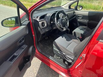 Toyota Yaris 1.3VVT-i AUTOMAT, Kamera, Nové v ČR - 11
