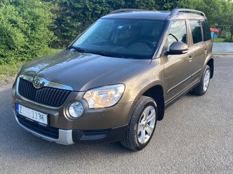 ŠKODA YETI 1.2TSi 2010 ALU, KLIMA, TAŽNÉ, 119.000km, 2x KOLA - 11