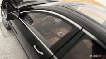 Model Mercedes-Benz S600L W221 1:18 Motorhelix - 11