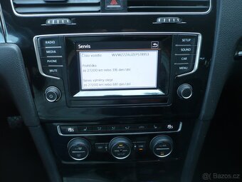 Volkswagen  Golf  1.6 TDI 77 kW - 11