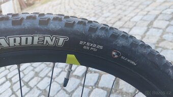 GIANT  DIRT E+3 - 11