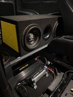 VW Caddy 2.0 TDI - 11