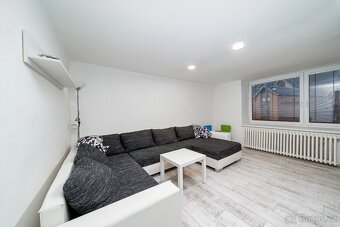 Rodinný dům / 2 bytové jednotky. - 11