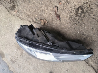 Přední xenonová světla Audi A4 B9(8W) 8W0941006,8W0941005 - 11