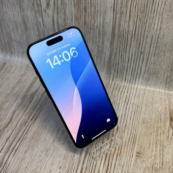 iPhone 15 Pro 128GB, černý (12 měsíců záruka) - 11